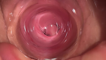 Teen Nevlastní Sestra Dává Kouření A Dostává Hluboký Creampie Uvnitř Svého Domácího Videa